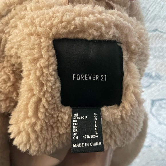 Cute Winter Coat! Very good condition! Size Large! - Picture 3 of 4